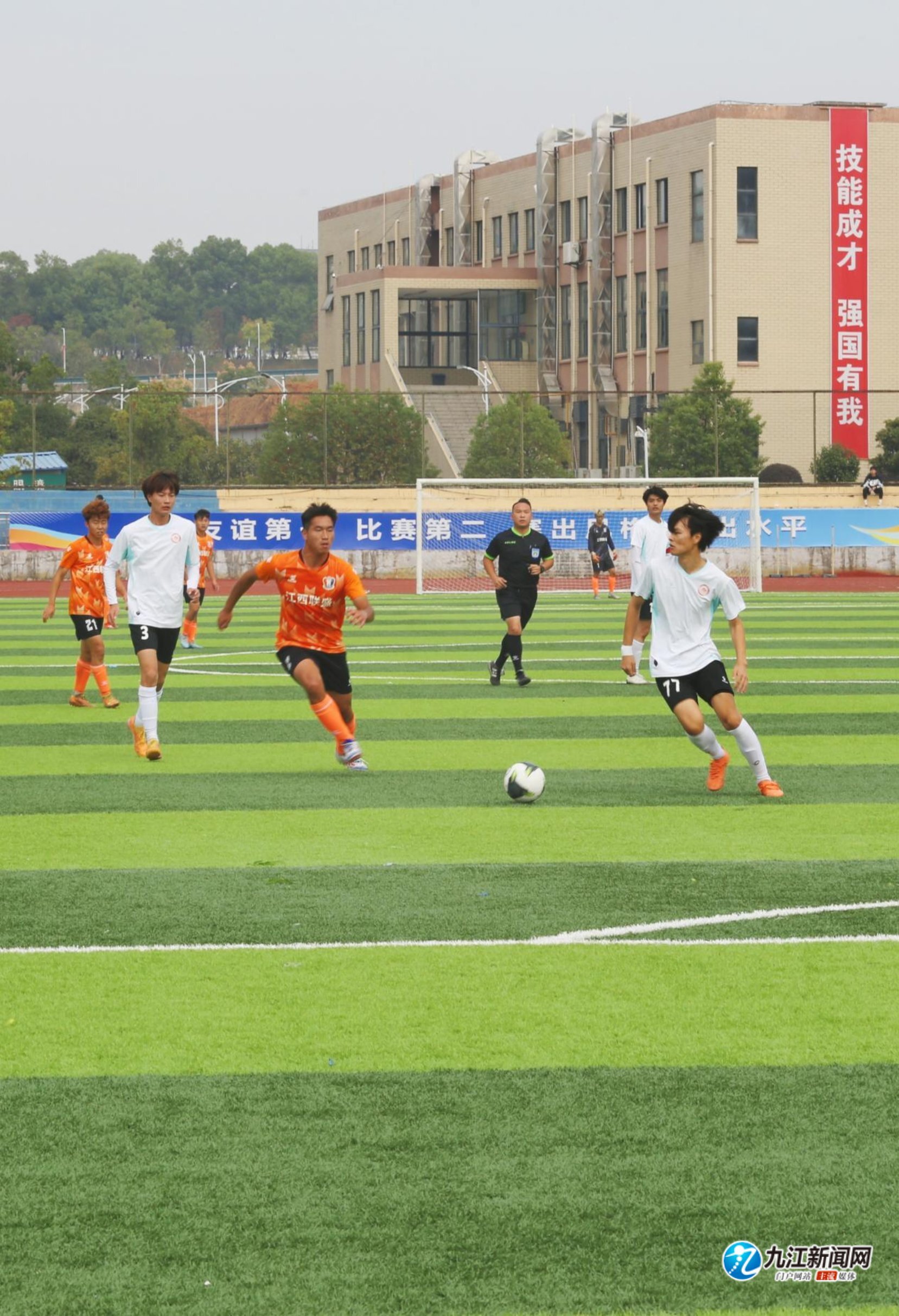 在小组赛中 在小组赛中